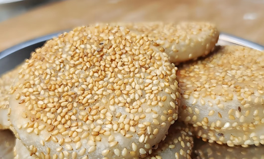 芝麻饼的功效作用功能主治是什么，有什么功效作用好处？